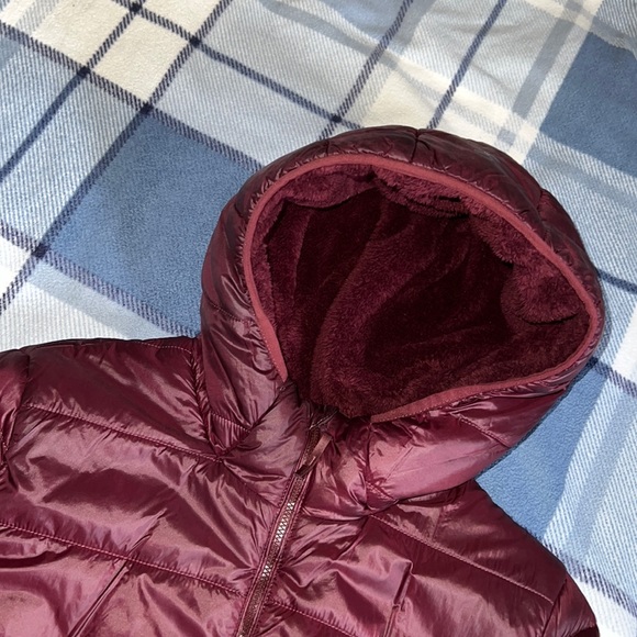 TNA Puffer Jacket - Picture 3 of 5